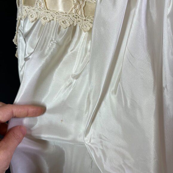 Vintage 60s or early 70s Cream Wedding Dress Lace High Waist *Flaws - Picture 13 of 16